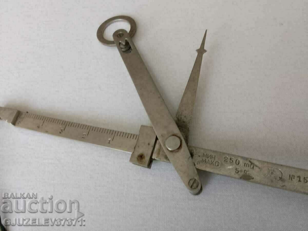 Old apothecary scale - 6 Old apothecary scale - 6