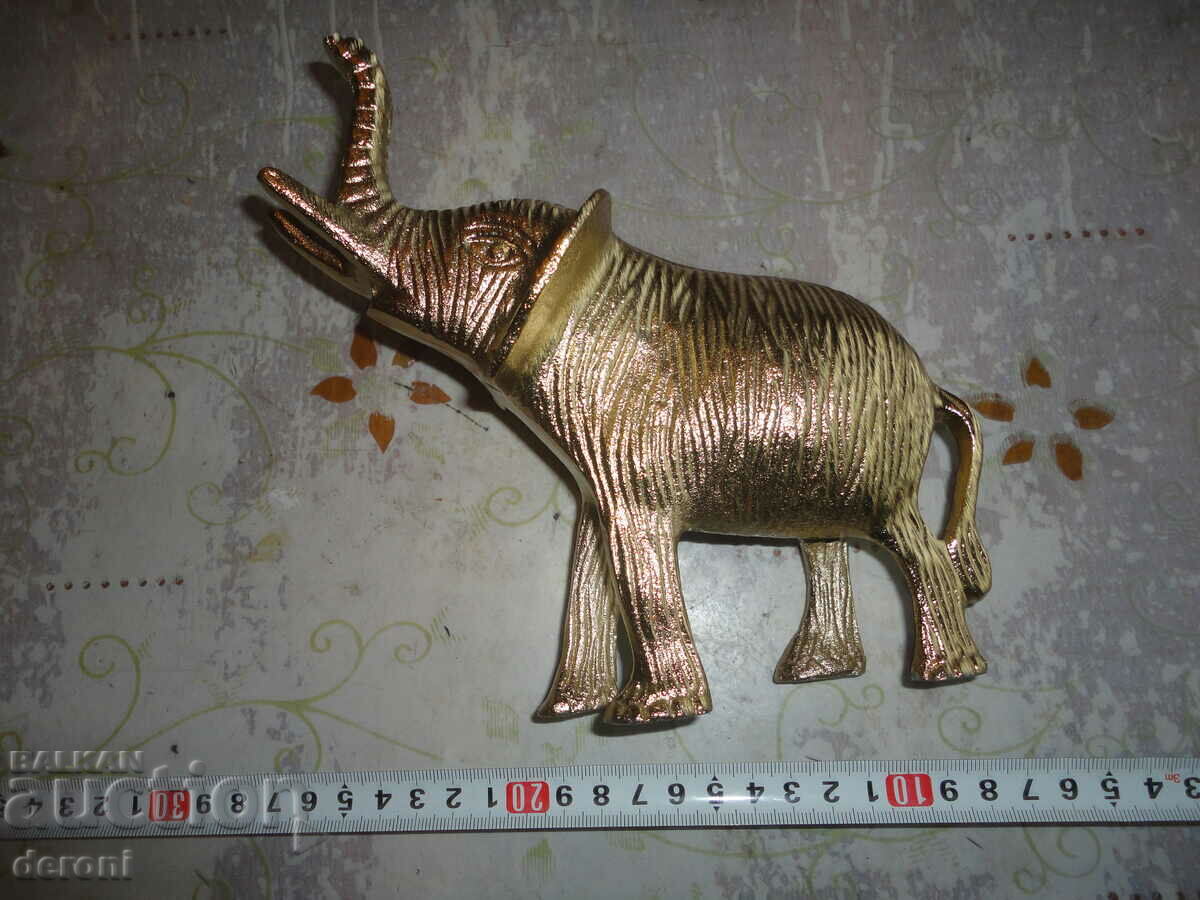 Figura de elefant din metal