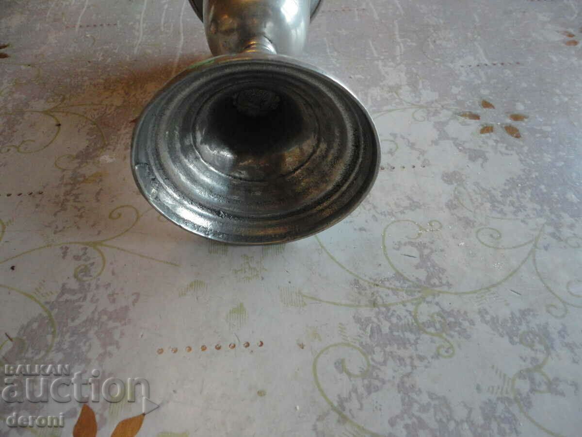 Ισπανικό κύπελλο κασσίτερου Δισκοπότηρο Pedraza 2 με τιμή 220.00 BGN | € 112.48 Ισπανικό κύπελλο κασσίτερου Δισκοπότηρο Pedraza 2 με τιμή 220.00 BGN | € 112.48