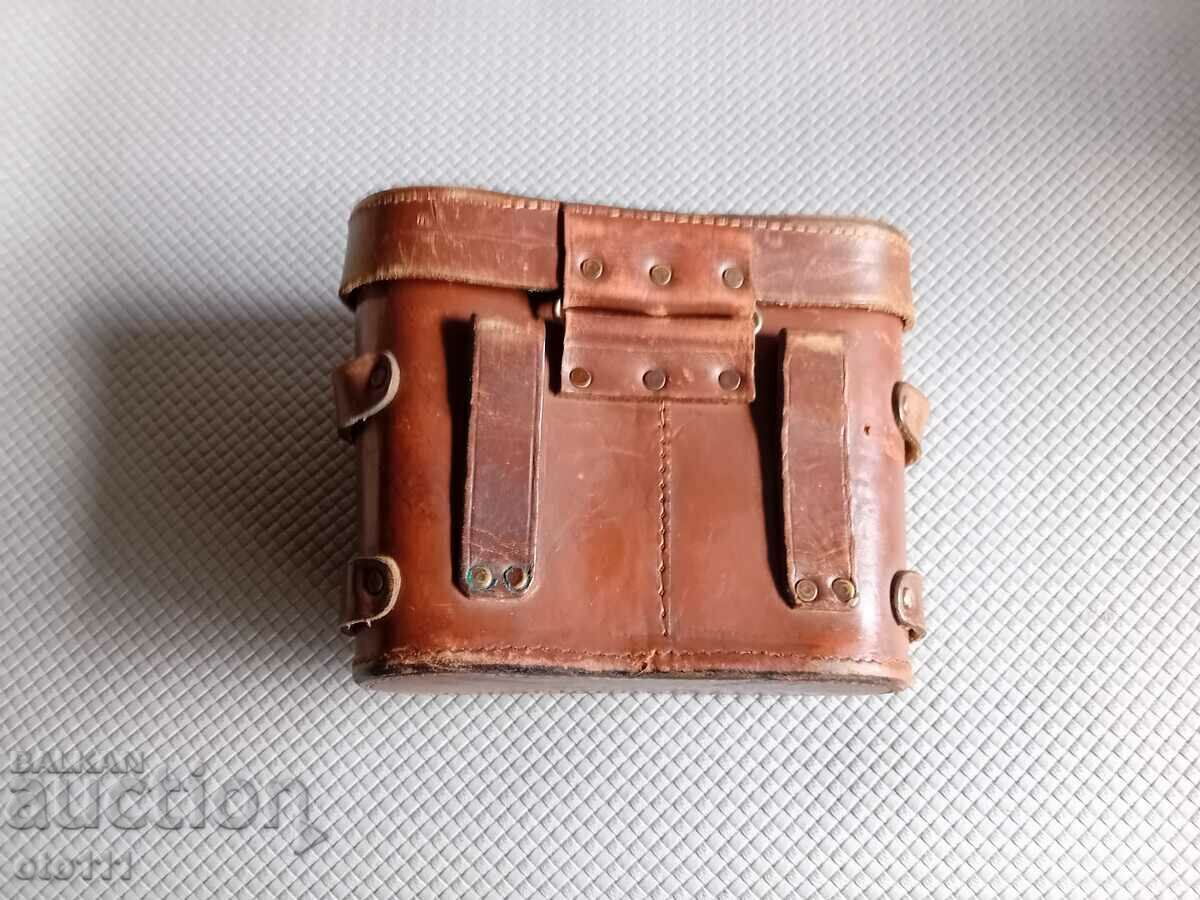 OLD HUET MILITARY BINOCULARS - WW2 - WITH CASE - 7 OLD HUET MILITARY BINOCULARS - WW2 - WITH CASE - 7