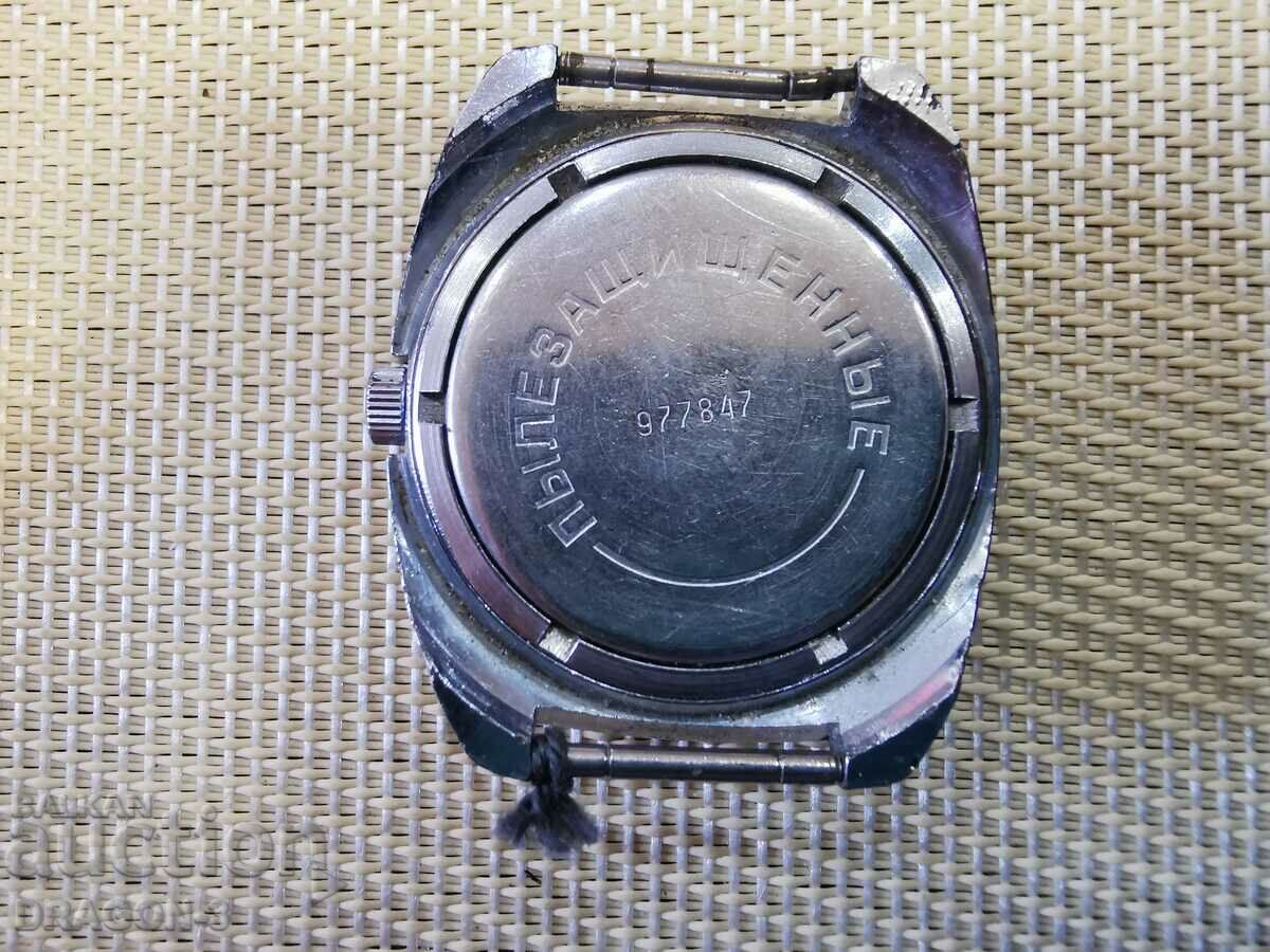 A SEAGULL with price 35.00 BGN | € 17.90 A SEAGULL with price 35.00 BGN | € 17.90