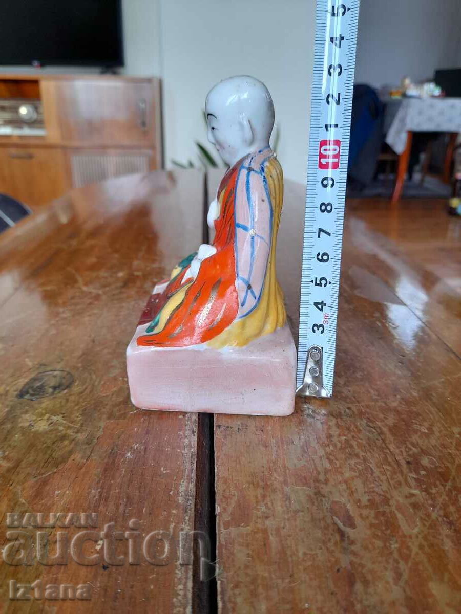 Delivery of Old Buddha figurine Delivery of Old Buddha figurine