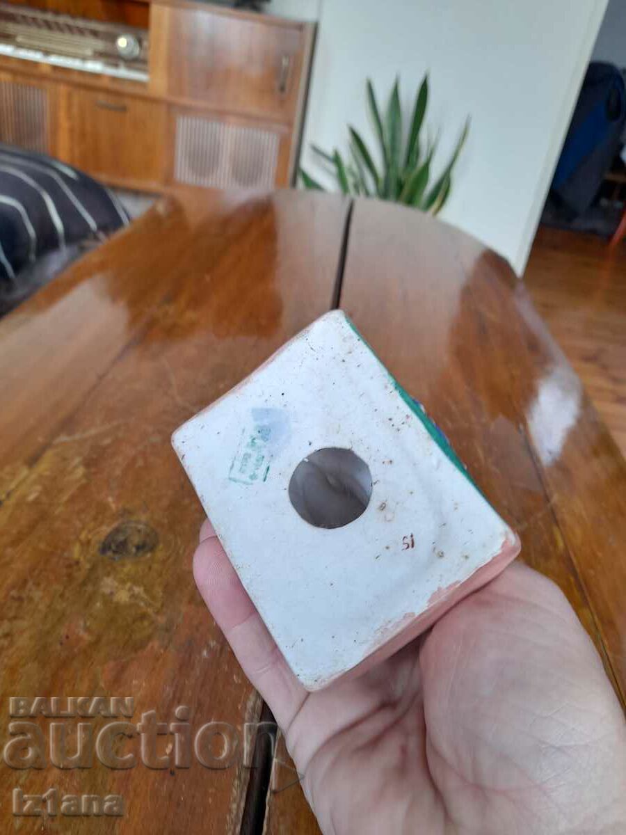 Old Buddha figurine - 5 Old Buddha figurine - 5