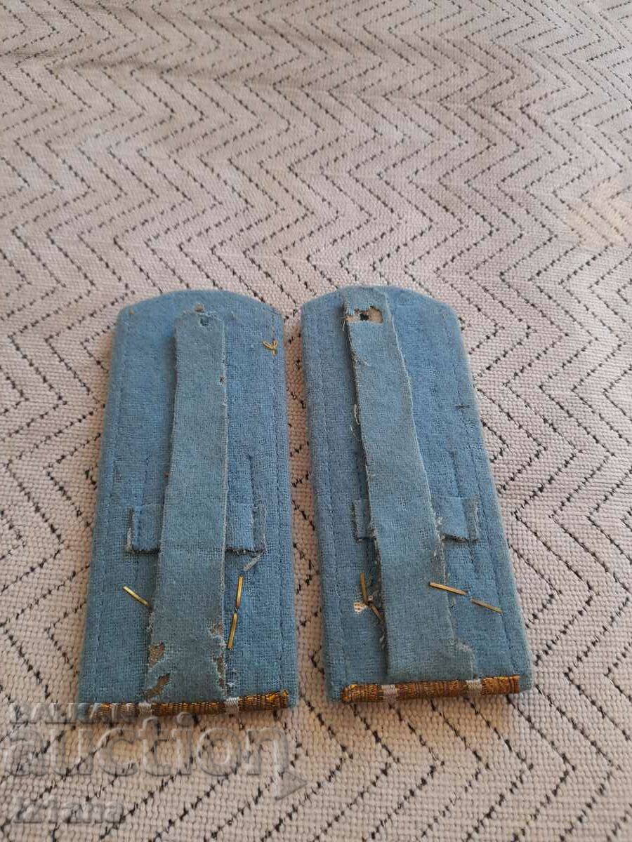 Epoleți vechi colonel cu preț 25.00 BGN | € 12.78