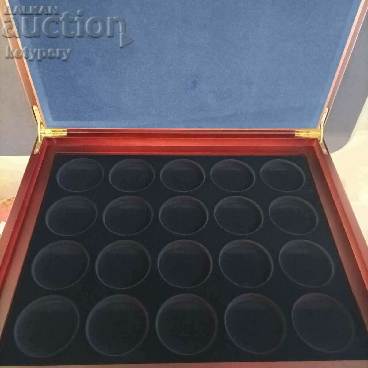 Volterra Trio coin box for 60 coins, Leuchtturm with price 142.00 BGN | € 72.60