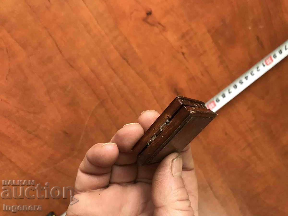 Delivery of ICON DIPTYCH MINI POCKET Delivery of ICON DIPTYCH MINI POCKET