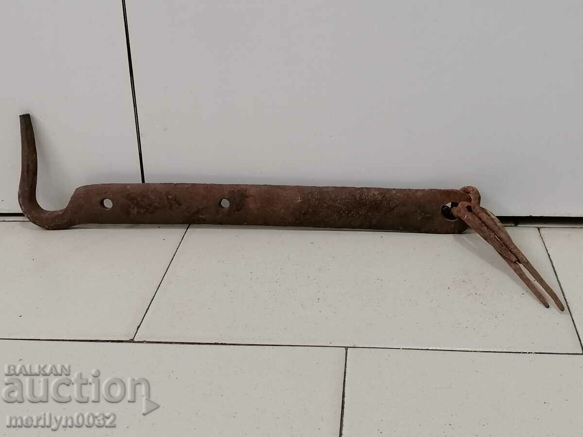 Antique wrought iron latch, lock, latch for an antique gate - 7 Antique wrought iron latch, lock, latch for an antique gate - 7