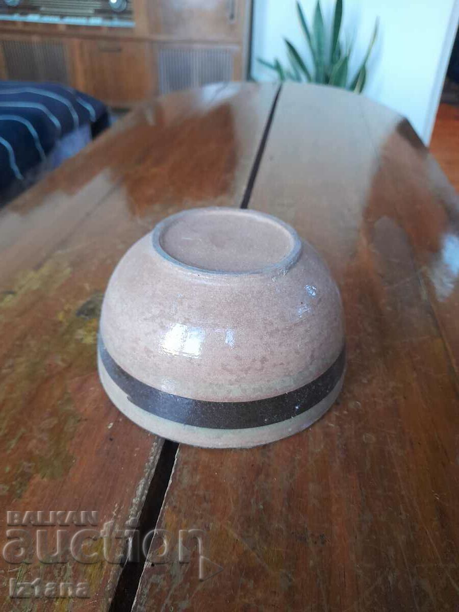 Delivery of Old ceramic pot