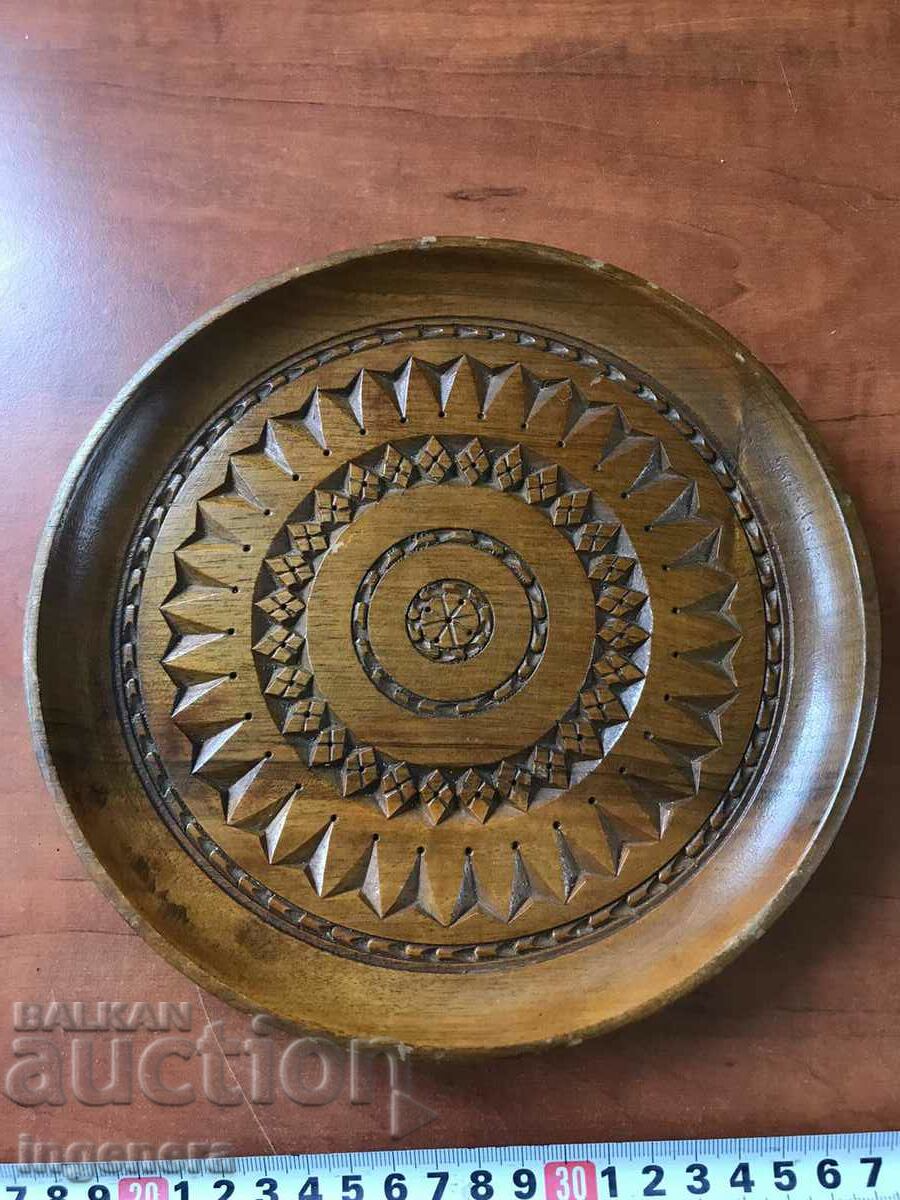 PLATE PLATE CARVING WALNUT