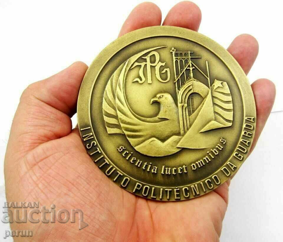 Το Πολυτεχνείο-Πορτογαλία-Τεράστια χάλκινη πλάκα με τιμή 20.00 BGN | € 10.23 Το Πολυτεχνείο-Πορτογαλία-Τεράστια χάλκινη πλάκα με τιμή 20.00 BGN | € 10.23