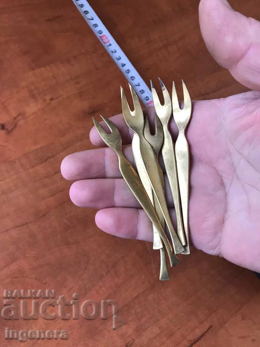 FORK BRASS FORK-6 PIECES with price 14.00 BGN | € 7.16 FORK BRASS FORK-6 PIECES with price 14.00 BGN | € 7.16