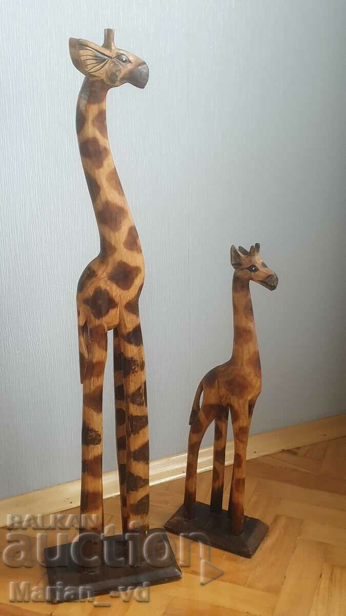 Wooden African figures of giraffes - 7 Wooden African figures of giraffes - 7