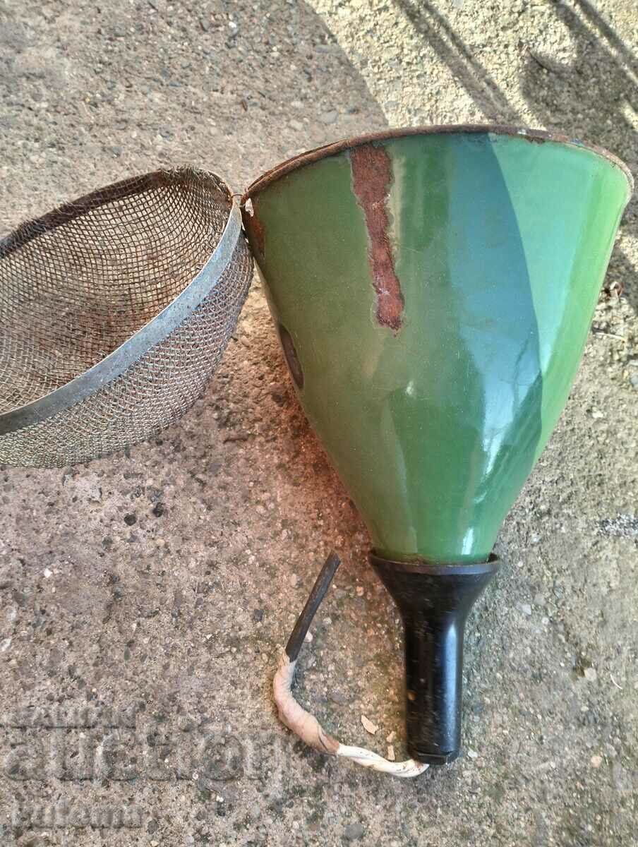 Enamel lamp for warming chicks - 7 Enamel lamp for warming chicks - 7