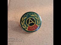 Academician 1947 old football badge