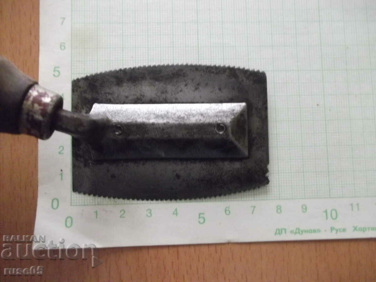 Veneer saw with price 20.00 BGN | € 10.23 Veneer saw with price 20.00 BGN | € 10.23