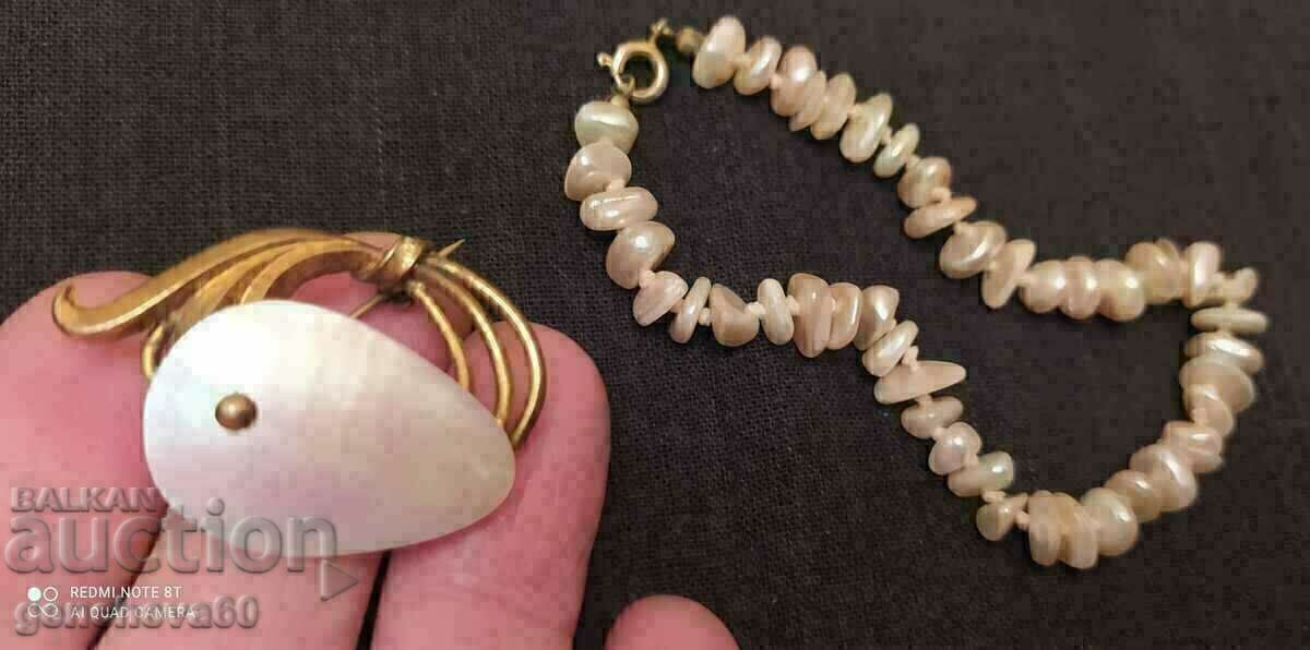 Auction  Old mother-of-pearl brooch, gold plated and bracelet