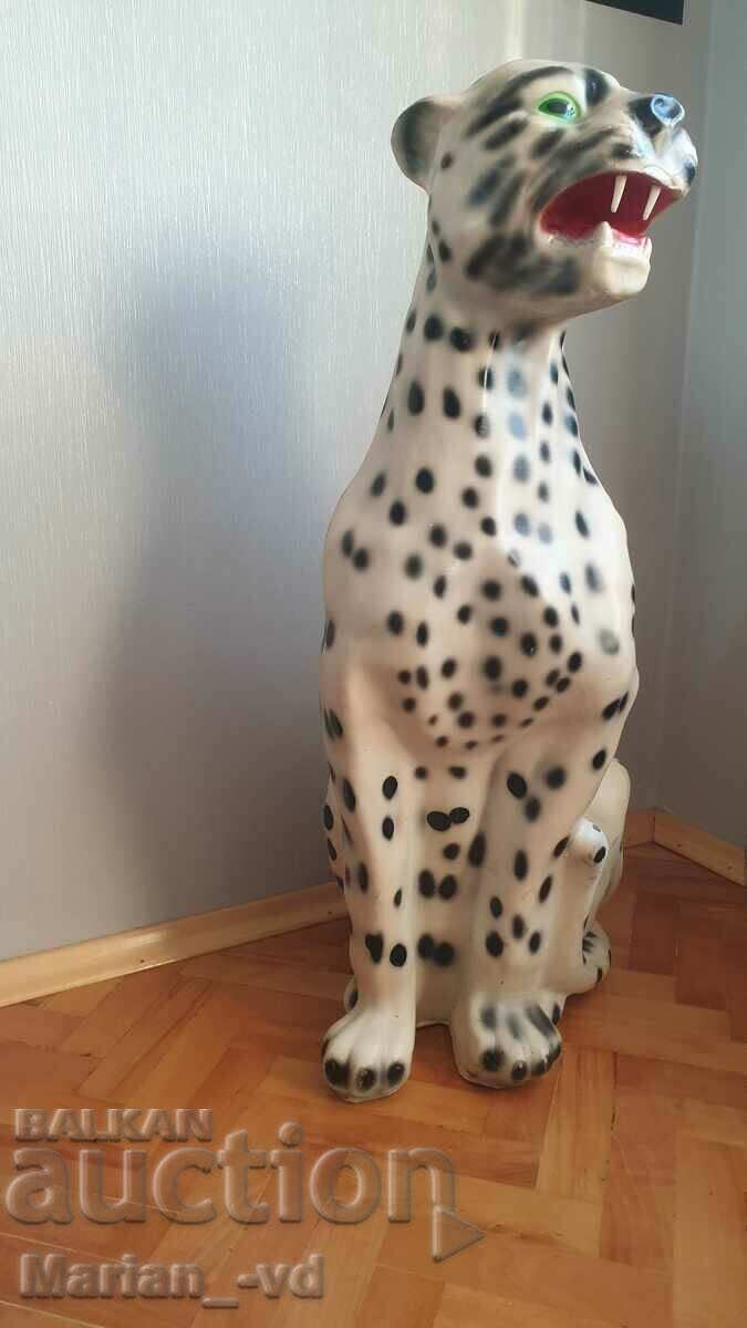 Large resin figure of a leopard - 6 Large resin figure of a leopard - 6