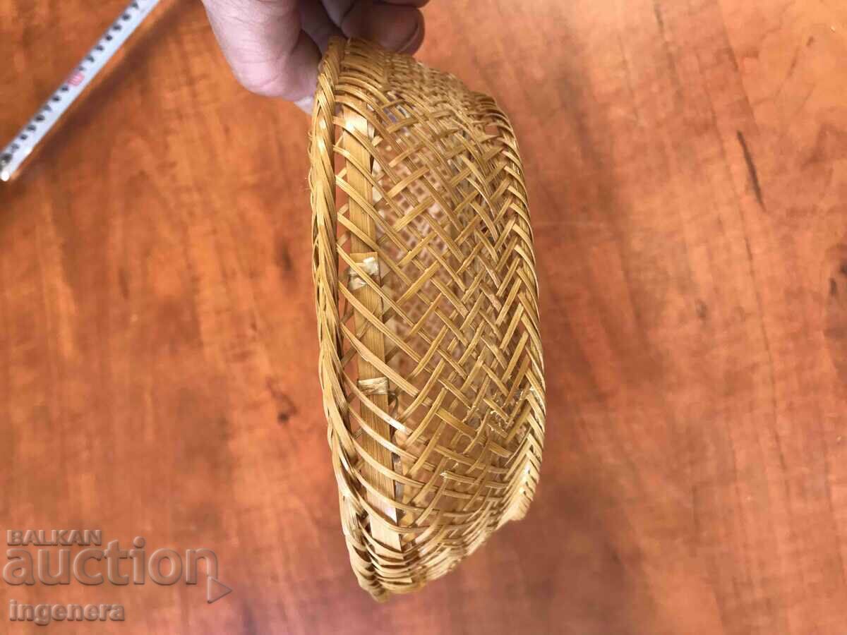 Auction PANER PANERKA WOOD KNITTED Auction PANER PANERKA WOOD KNITTED