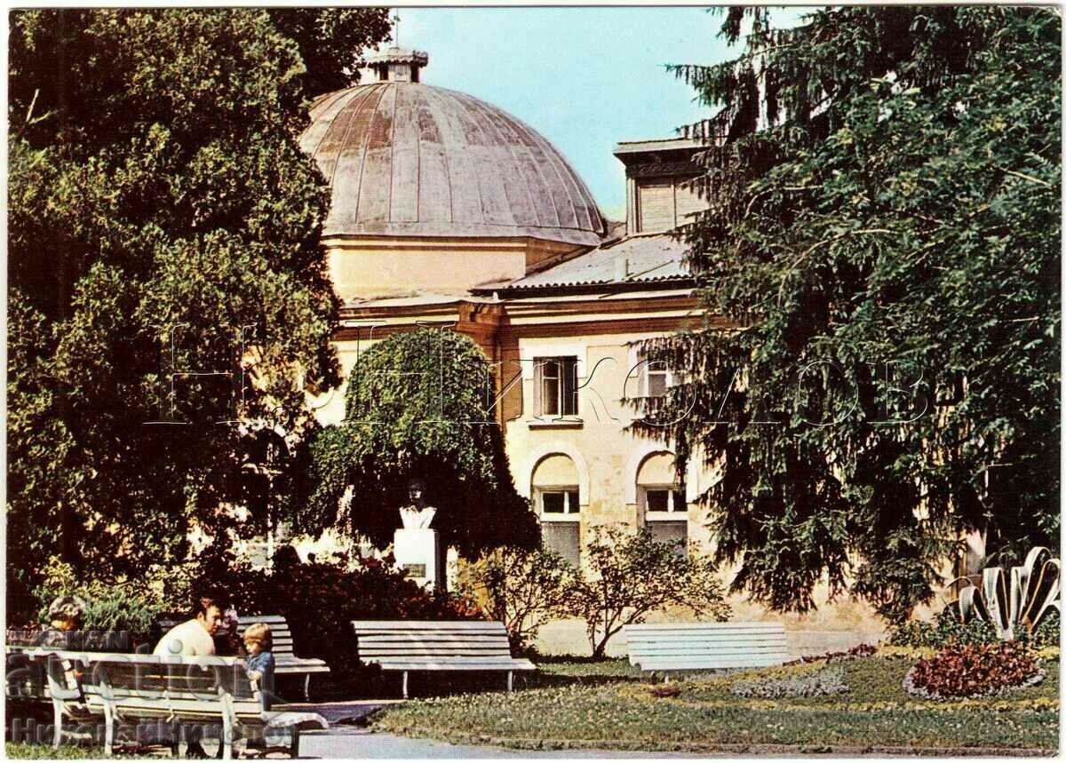 OLD CARD KYUSTENDIL PAIR OF BATHROOM G567