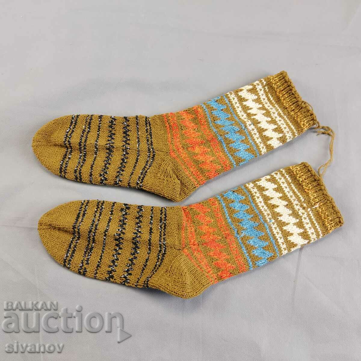 Μάλλινες κάλτσες για έθνικ φολκλόρ φορεσιά #2352 με τιμή 14.99 BGN | € 7.66 Μάλλινες κάλτσες για έθνικ φολκλόρ φορεσιά #2352 με τιμή 14.99 BGN | € 7.66