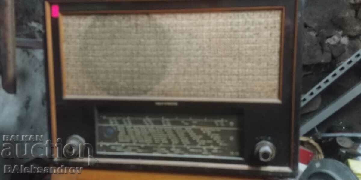 Delivery of Old radio Telefunken box Delivery of Old radio Telefunken box