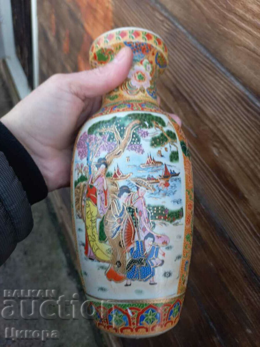 Auction CHINESE PORCELAIN VASE SATSUMA -3 pcs Auction CHINESE PORCELAIN VASE SATSUMA -3 pcs