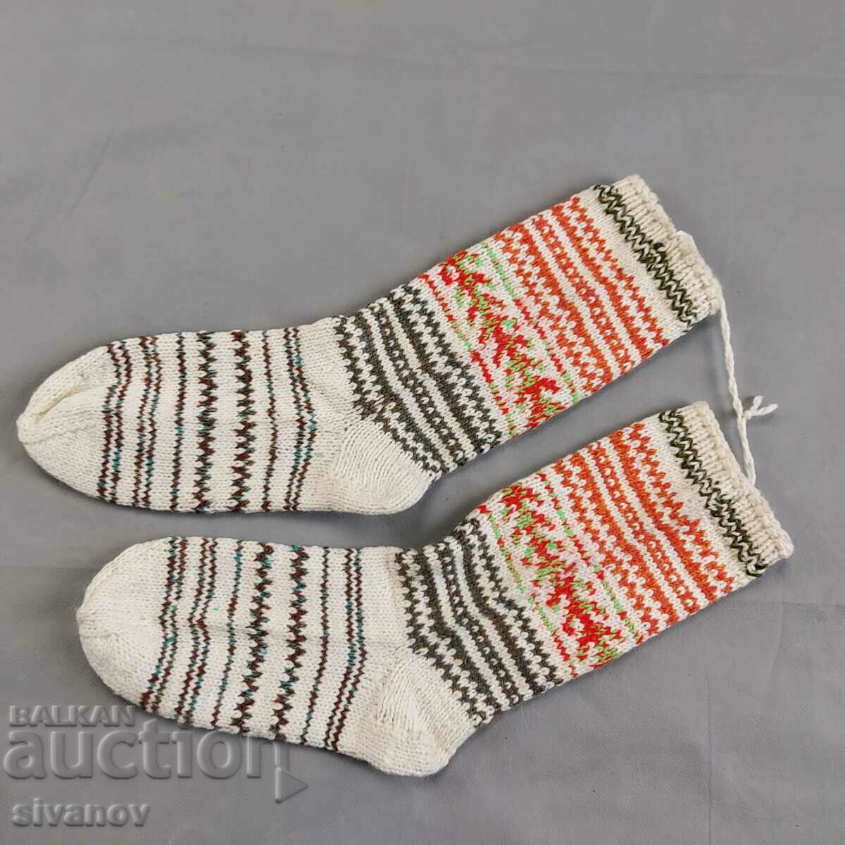 Μάλλινες κάλτσες για έθνικ φολκλόρ φορεσιά #2358