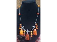 Παλιό ρωσικό κολιέ με κεχριμπάρι