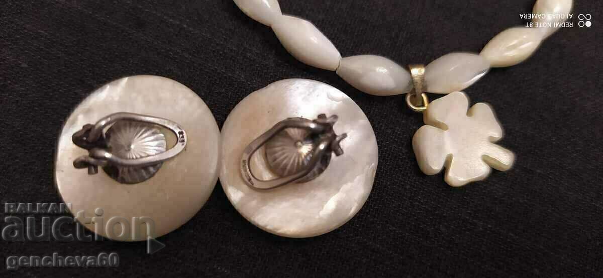 Mother of pearl bead necklace and earrings - 6 Mother of pearl bead necklace and earrings - 6