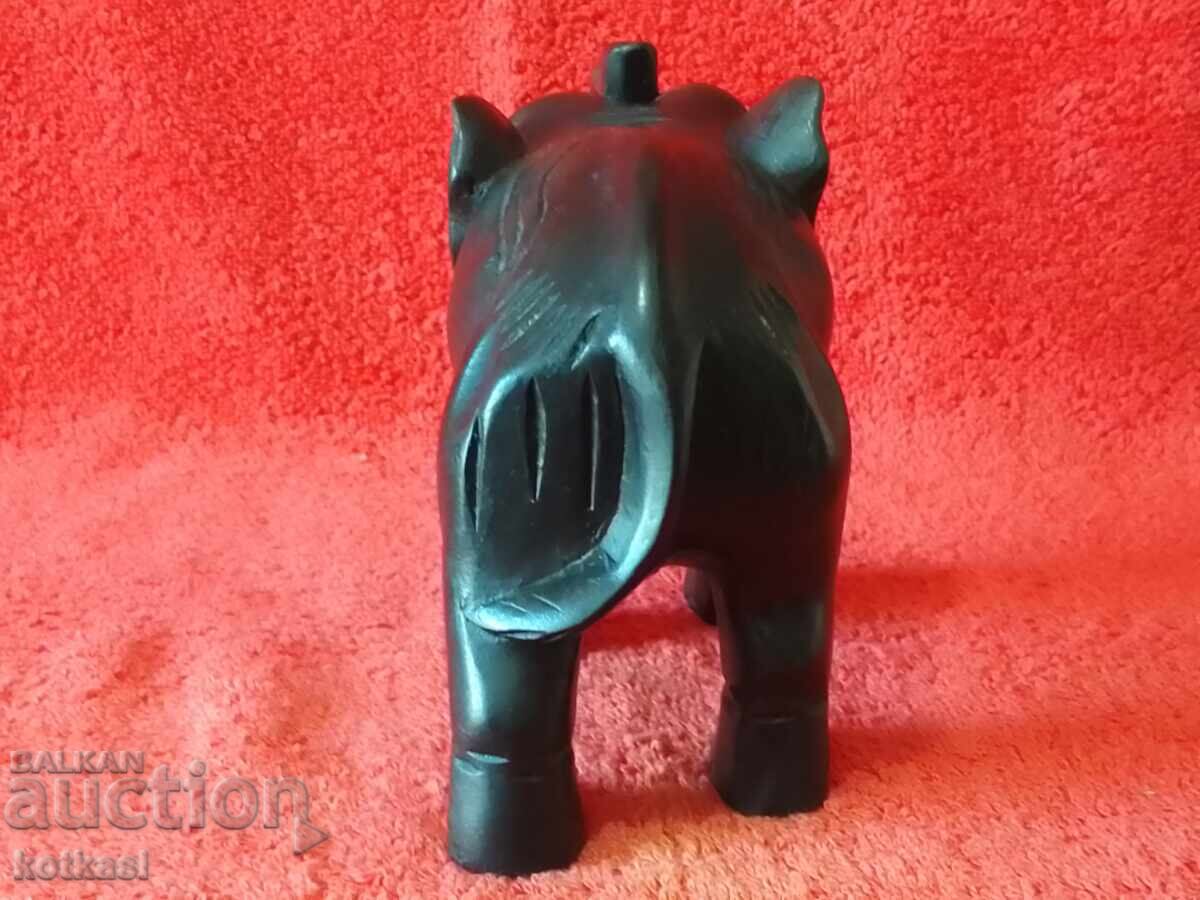 Delivery of Old wooden Elephant figure excellent condition Delivery of Old wooden Elephant figure excellent condition