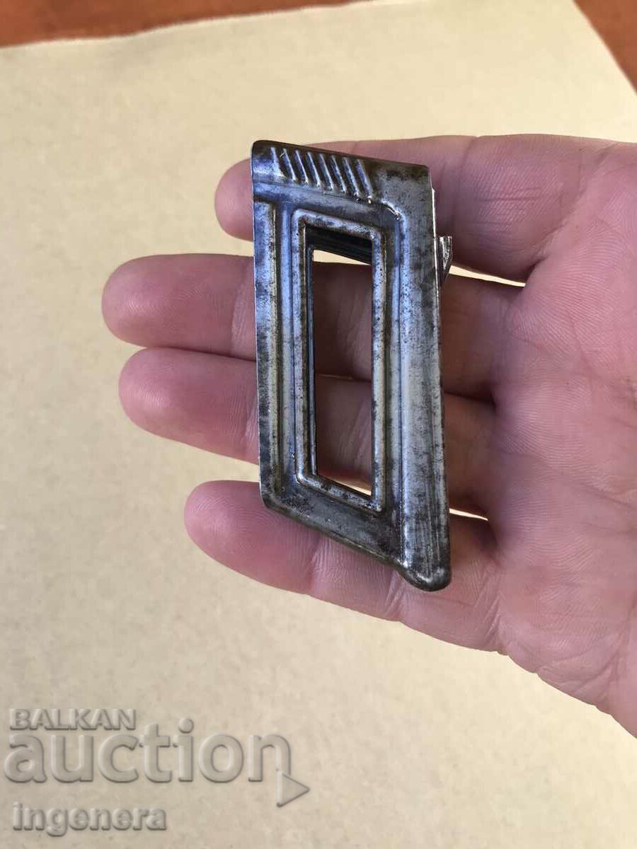 Delivery of TIN CHARGER PACK OF METAL FOR M95 WW2 Delivery of TIN CHARGER PACK OF METAL FOR M95 WW2