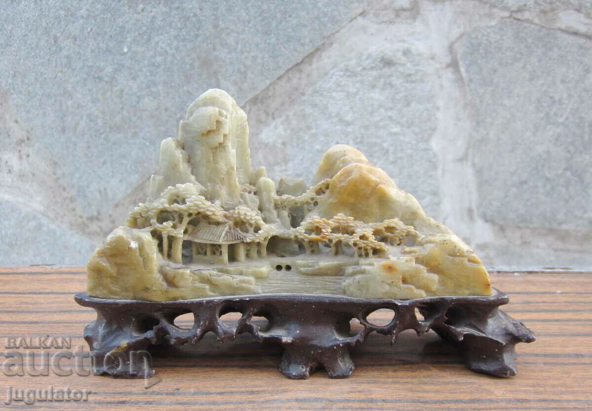 αγαλματίδιο παλιάς μορφής χειροποίητο από σαπουνόπετρα αγαλματίδιο παλιάς μορφής χειροποίητο από σαπουνόπετρα