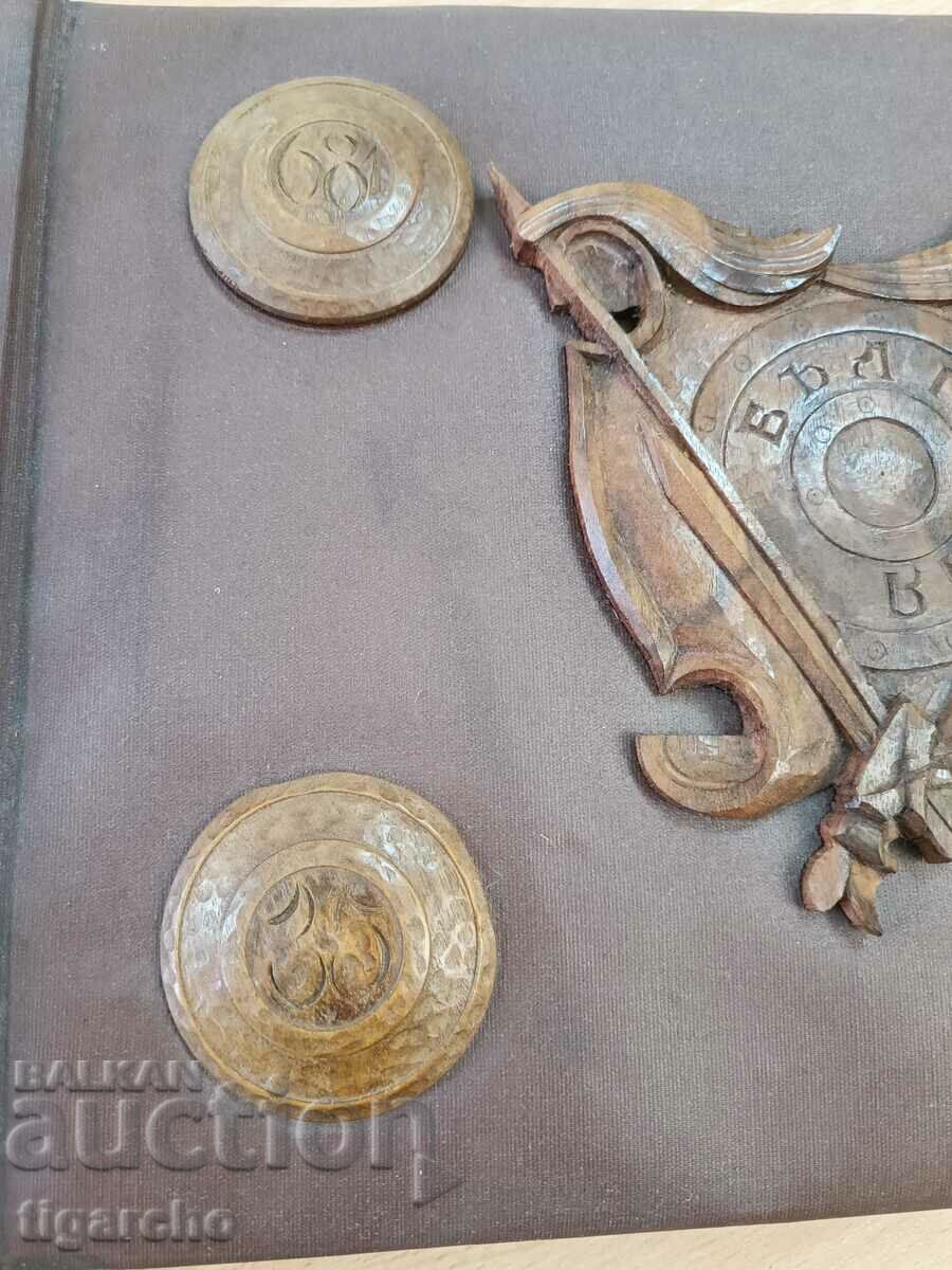 Auction Old album Auction Old album