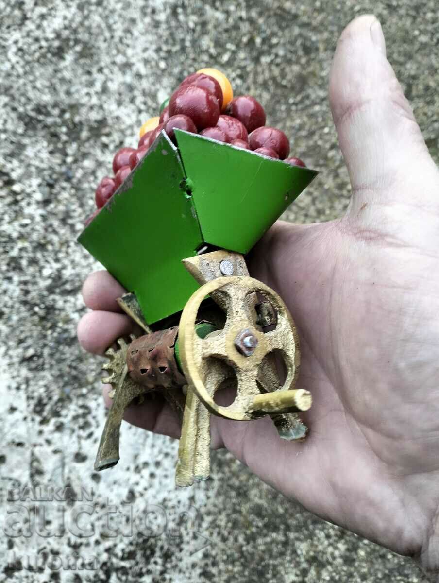 Delivery of Decorative coffee grinder Delivery of Decorative coffee grinder