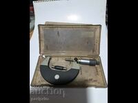 MICROMETER, DDR, IN BOX WITH METAL PIECE