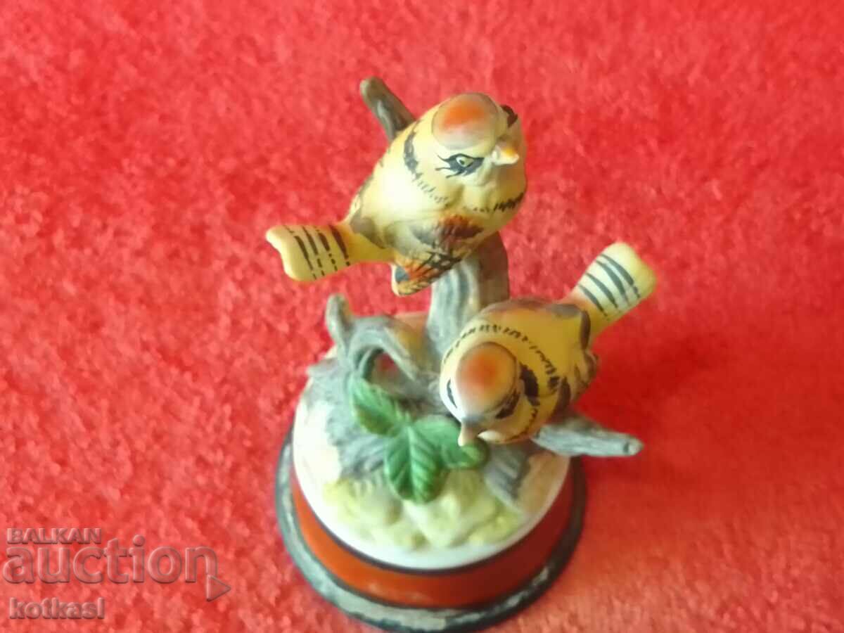 Figurină din porțelan cu două păsări vrăbii - 7