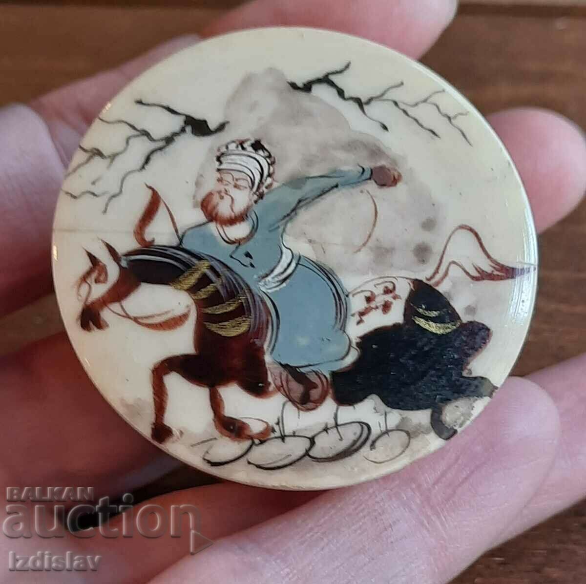 Ръчно рисувана персийска кутийка от кост 19 в - 6 Ръчно рисувана персийска кутийка от кост 19 в - 6