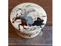 Cutie de os persan pictată manual, secolul al XIX-lea