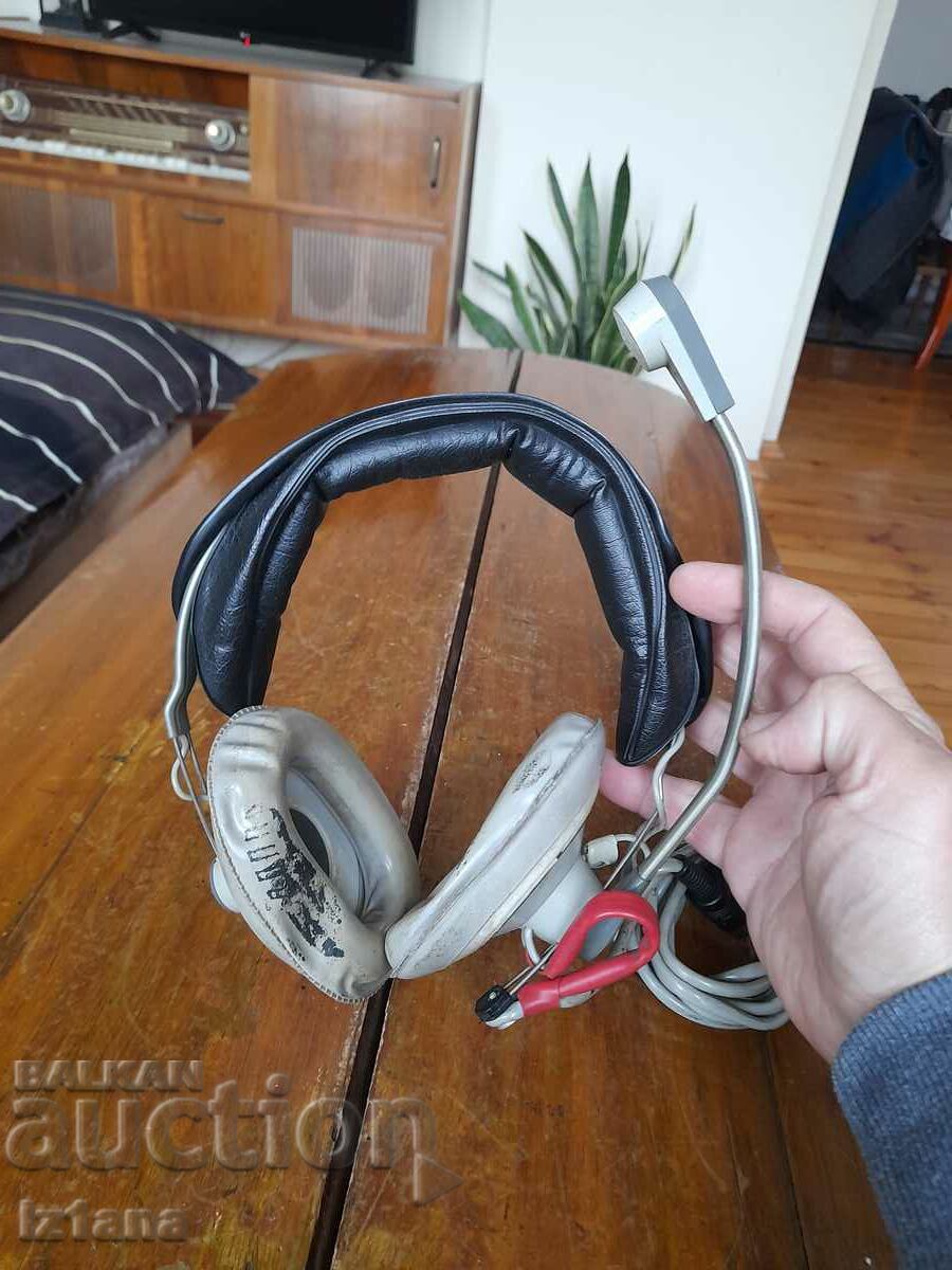 Old Tesla ARF 262 headphones with price 45.00 BGN | € 23.01