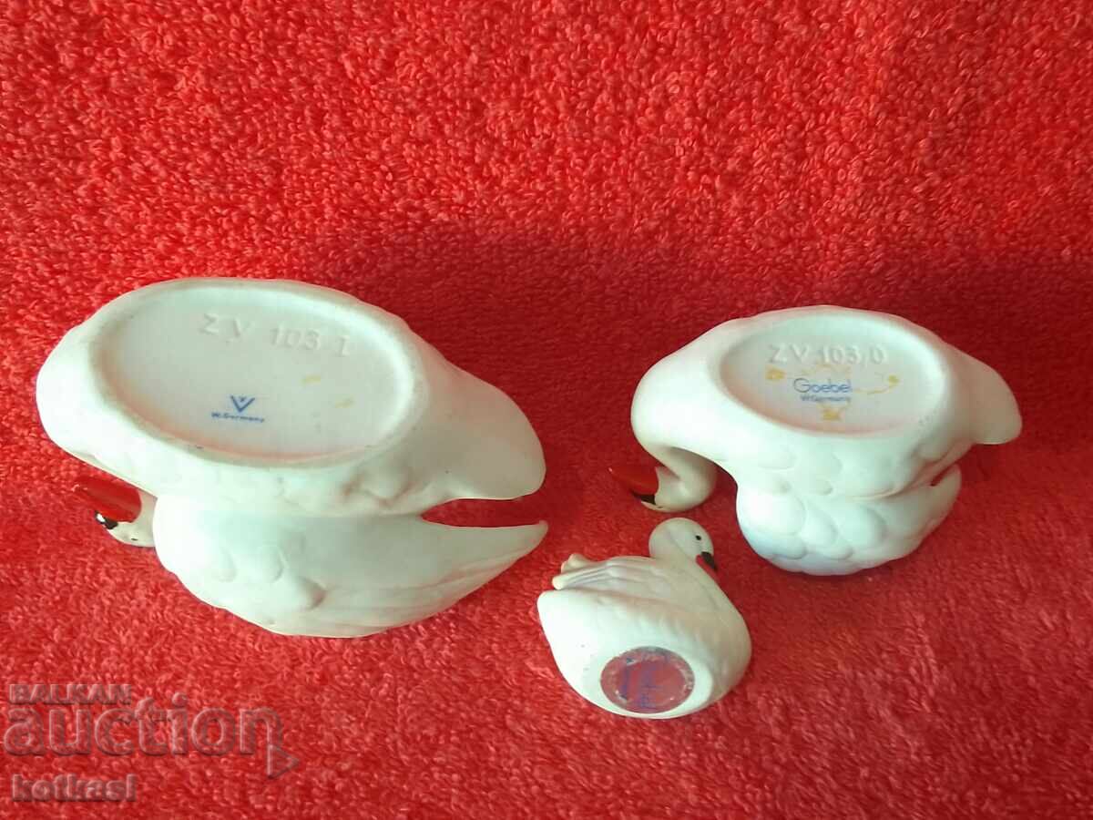 Lot of 3 pieces of porcelain figures Swans Goebel Germany - 7