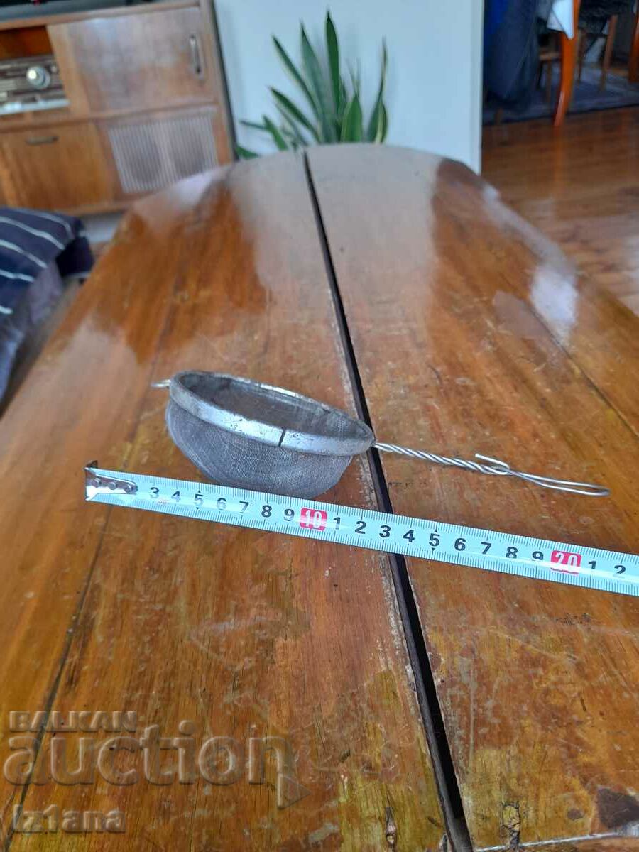 An old kitchen strainer - 5 An old kitchen strainer - 5