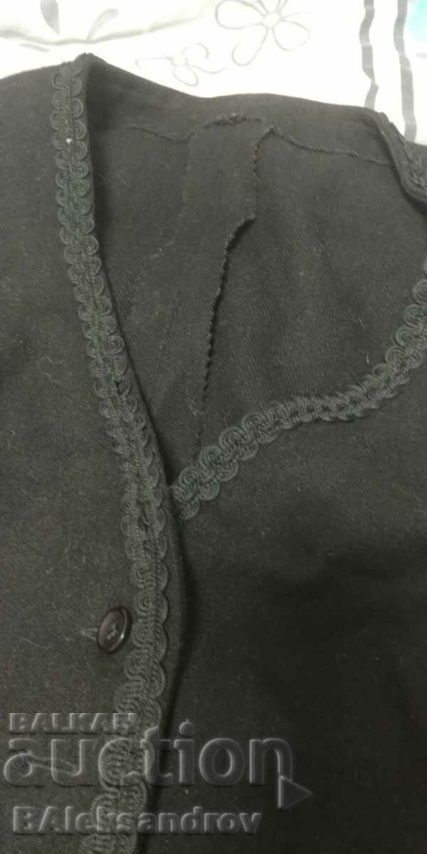 Junior costume vest with price 18.00 BGN | € 9.20 Junior costume vest with price 18.00 BGN | € 9.20