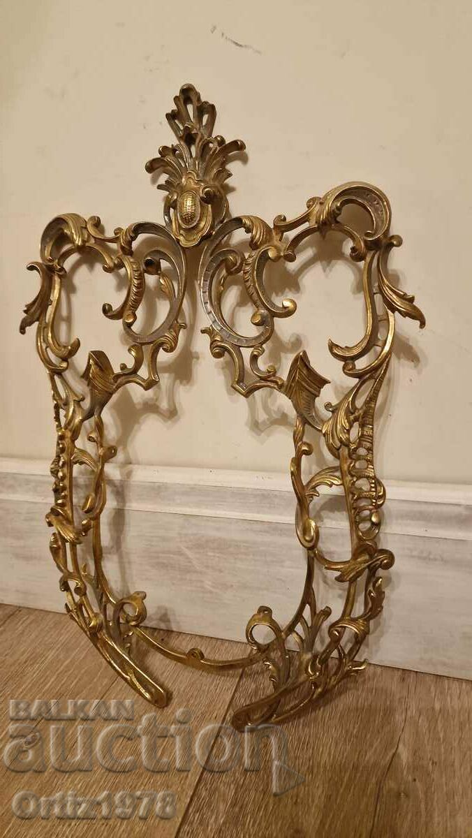 Auction Massive baroque frame, element – Brass, 45cm, 1.360kg Auction Massive baroque frame, element – Brass, 45cm, 1.360kg