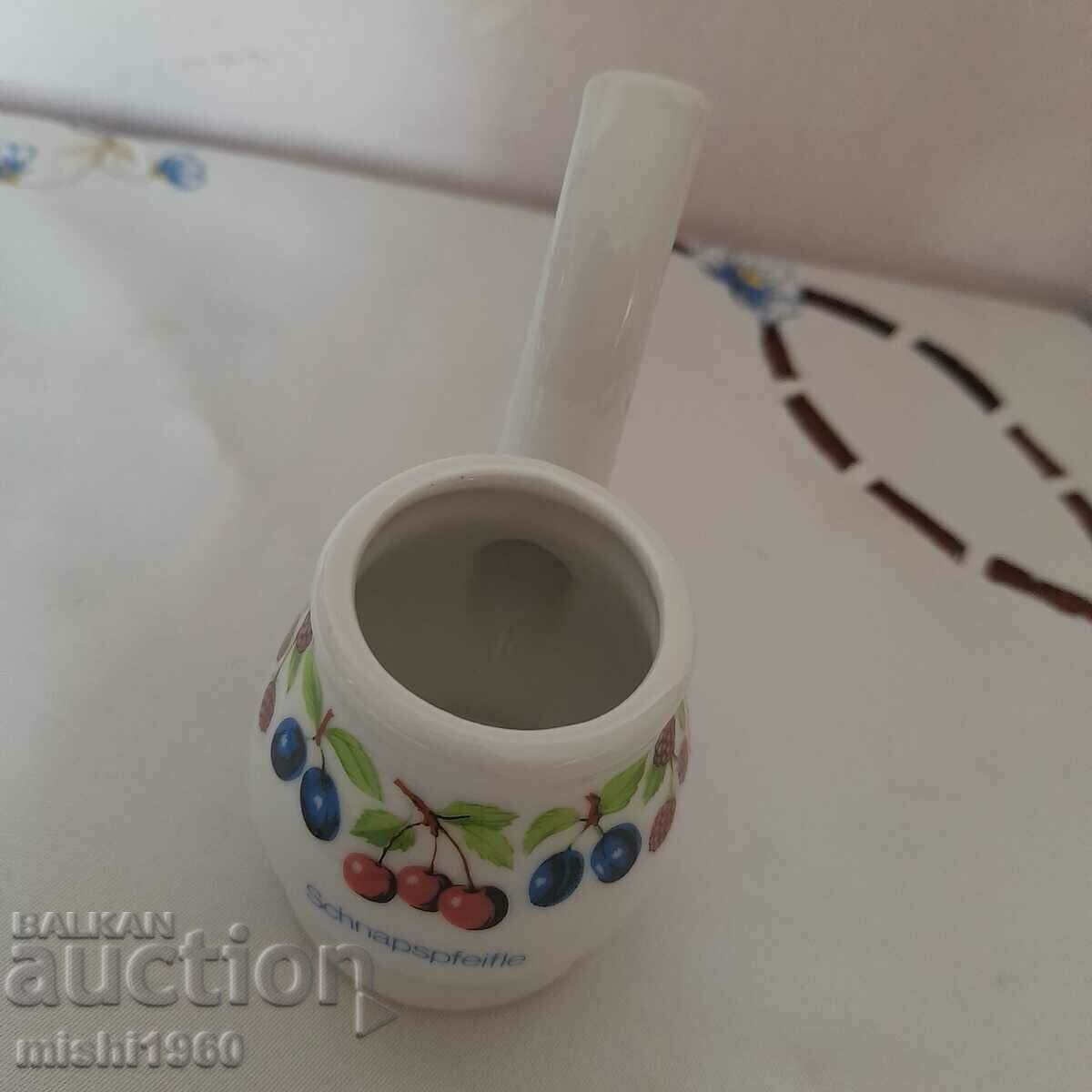 Δημοπρασία Μικρό πορσελάνινο ποτηράκι για σναπς