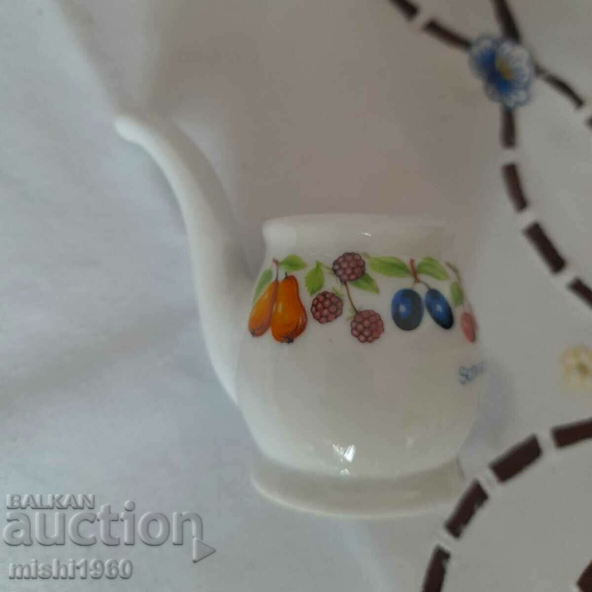Mini porcelain teapot