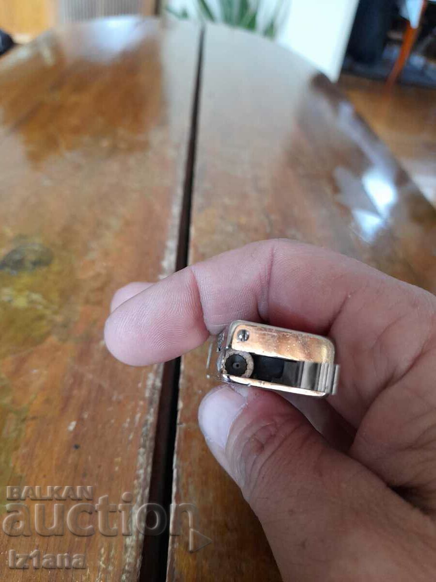 An old Marlboro lighter - 6 An old Marlboro lighter - 6