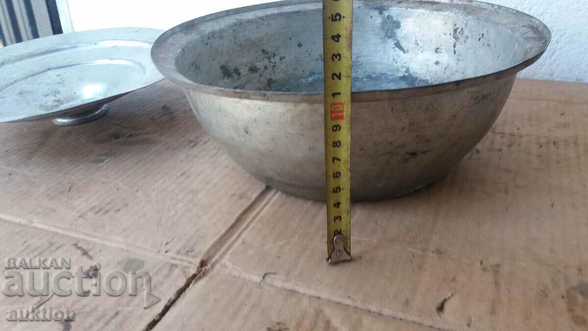 SOLID COPPER RENAISSANCE POT WITH MARKING - 6 SOLID COPPER RENAISSANCE POT WITH MARKING - 6