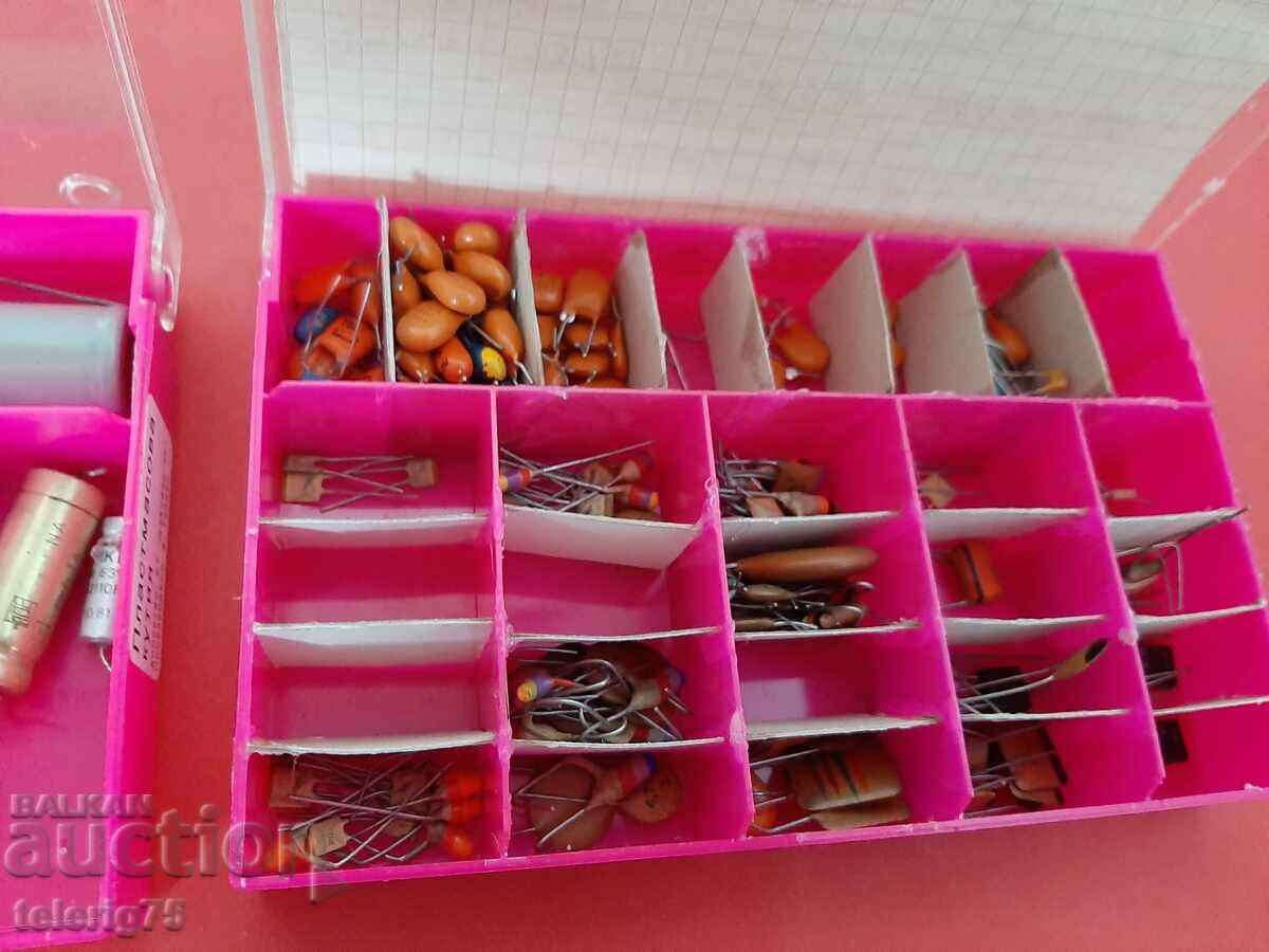 Delivery of Collection Capacitors Different values and types-350-400 pcs Delivery of Collection Capacitors Different values and types-350-400 pcs