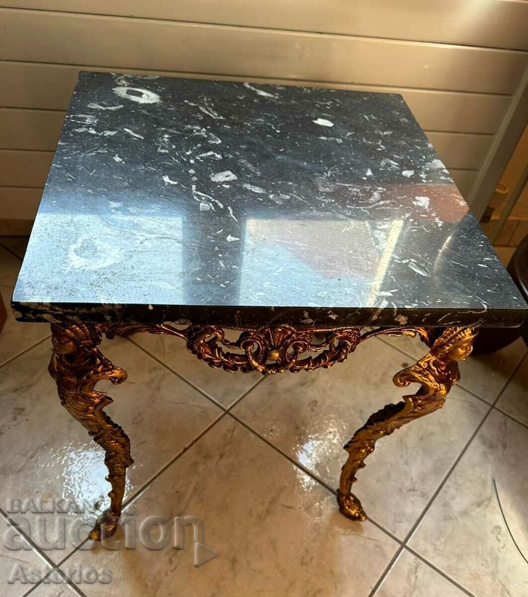 Side coffee table