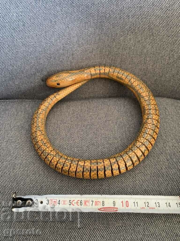 Auction Interesting wooden pyrographed snake-1 Auction Interesting wooden pyrographed snake-1